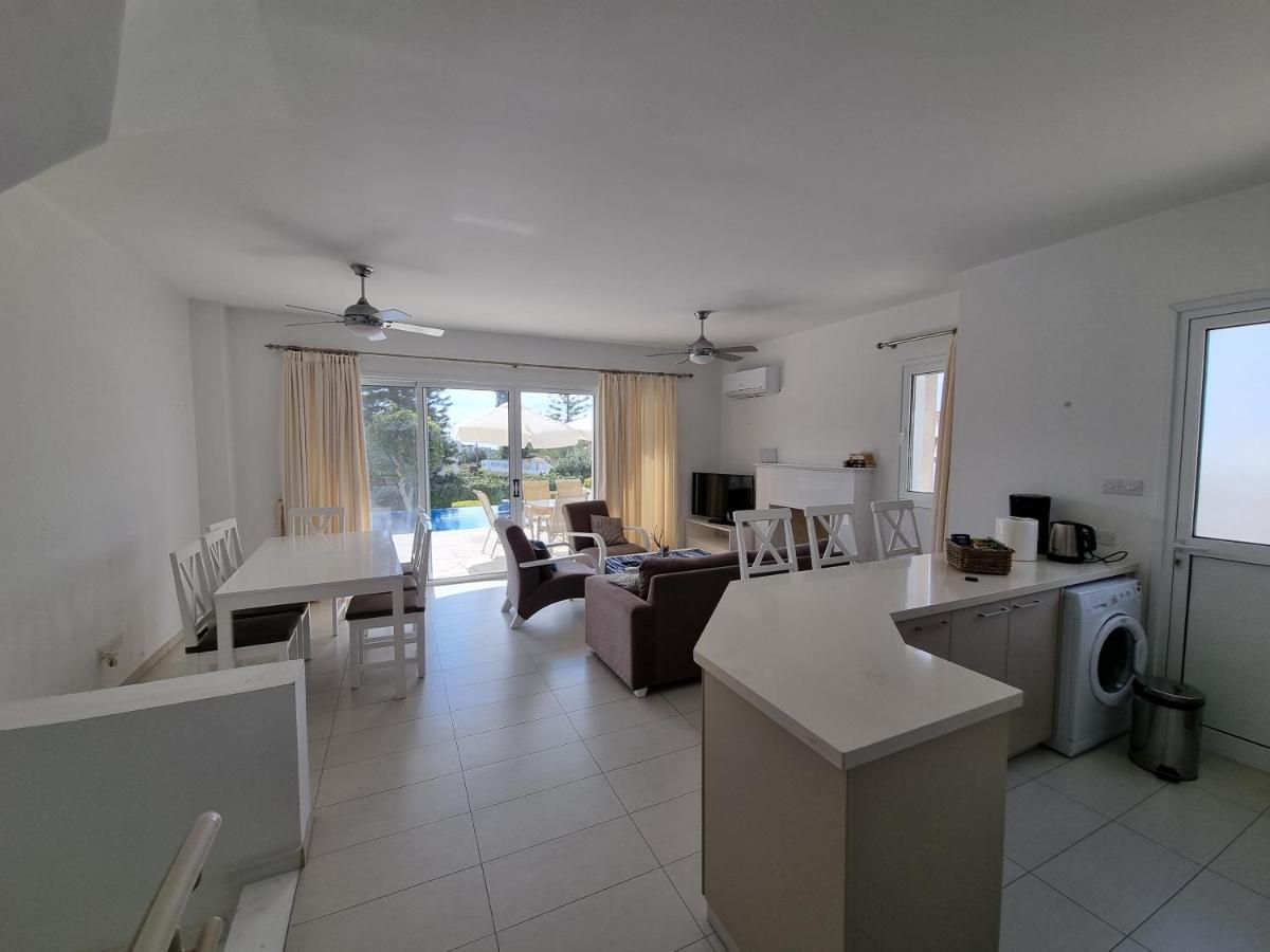 Coral Blue Bay Villa Корал-Бэй Экстерьер фото