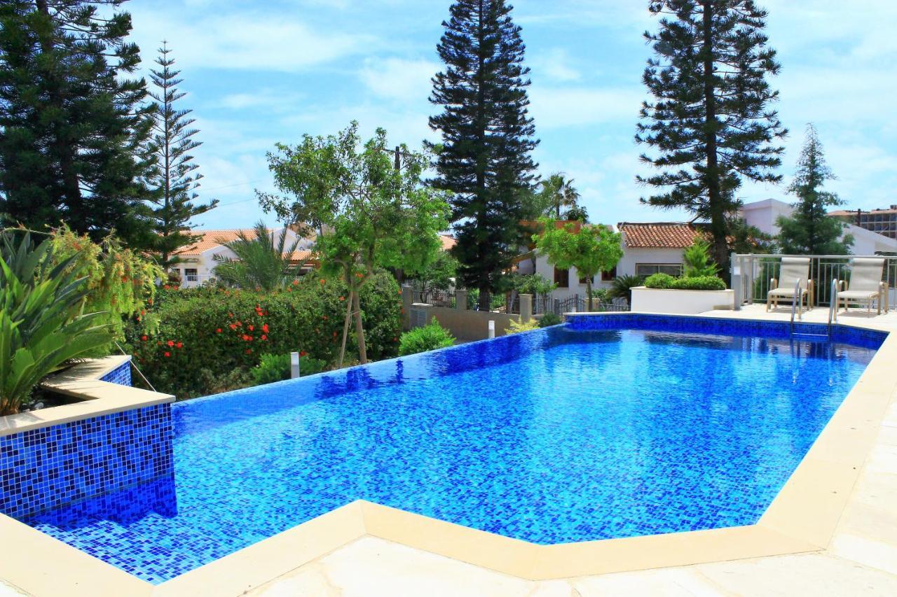Coral Blue Bay Villa Корал-Бэй Экстерьер фото